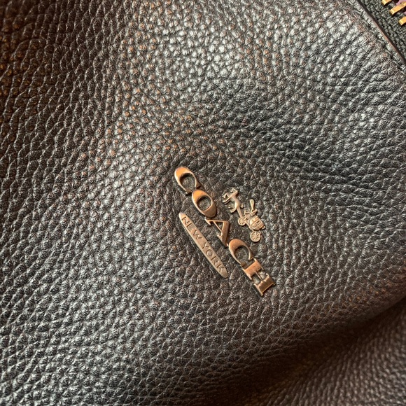Authentic Coach Snakeskin detailed black handbag - Picture 2 of 7